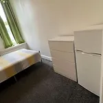 Room In Streatham Hill