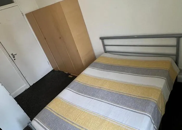 Room In Streatham Hill
